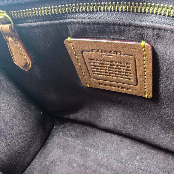 Coach Field Tote 22 Colorblock with Coach Badge Rouge Multi - Picture 7 of 8